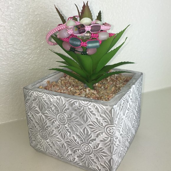 Handmade Chinese Knotting Bracelet W/ Glass Beads - Picture 7 of 8